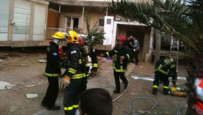 כוחות הכיבוי בזירת השריפה