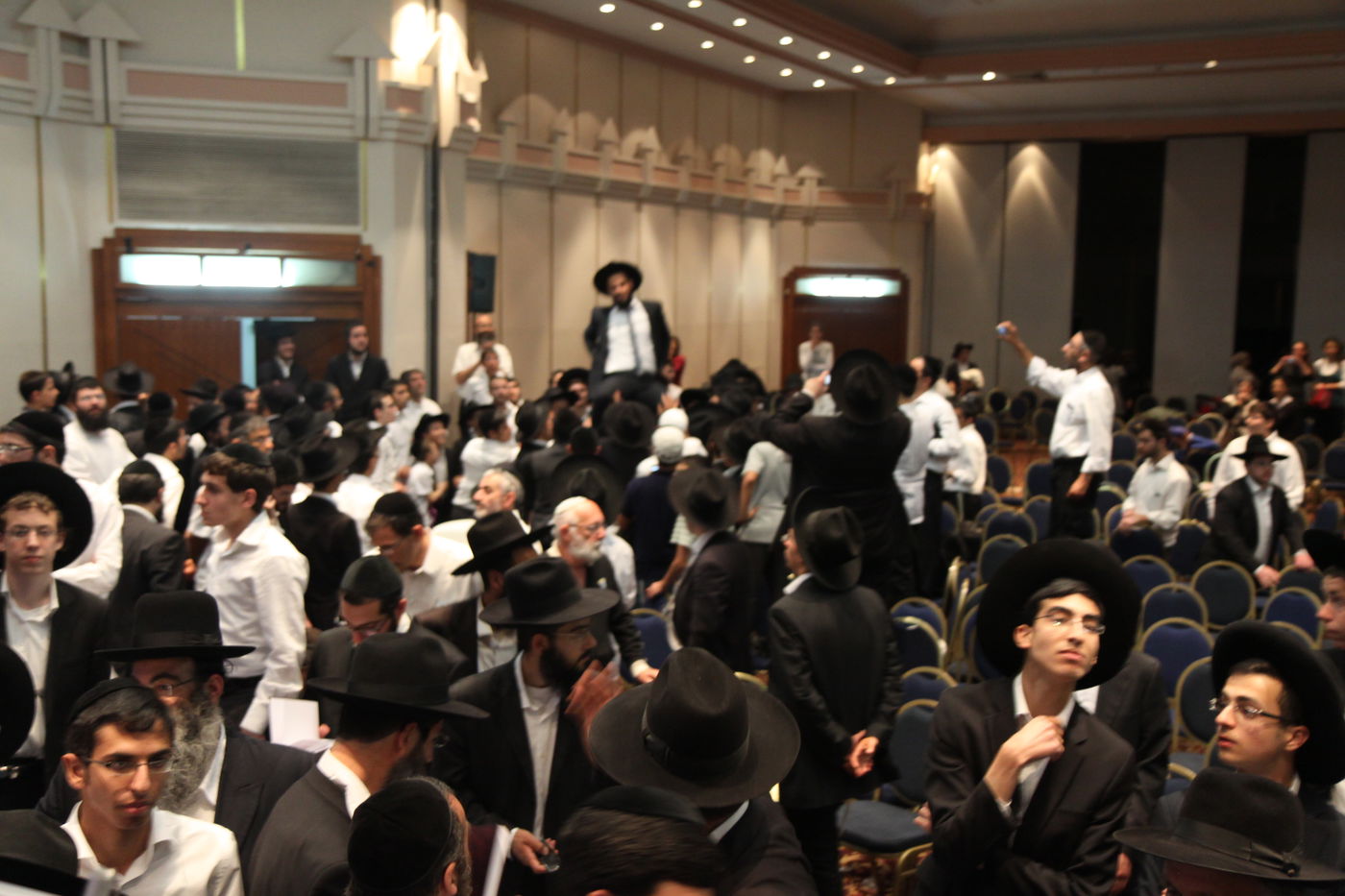 נתנו כבוד לתורה: אלפי בני תורה ב"גמר חידון ההלכה"