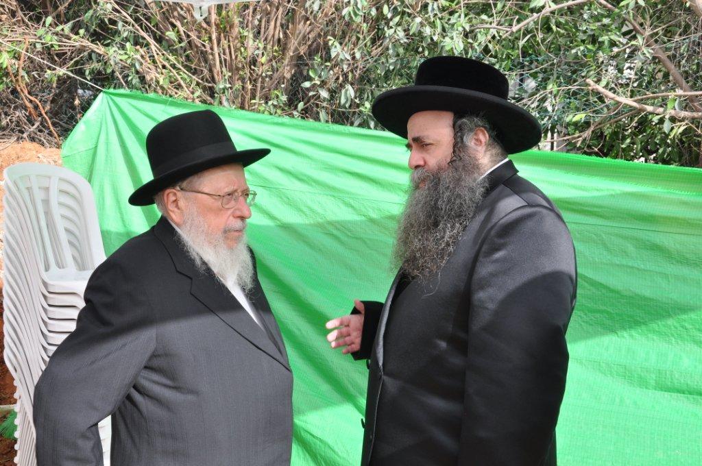 עמודי התווך של בני-ברק הניחו אבן פינה למקווה טהרה בעיר