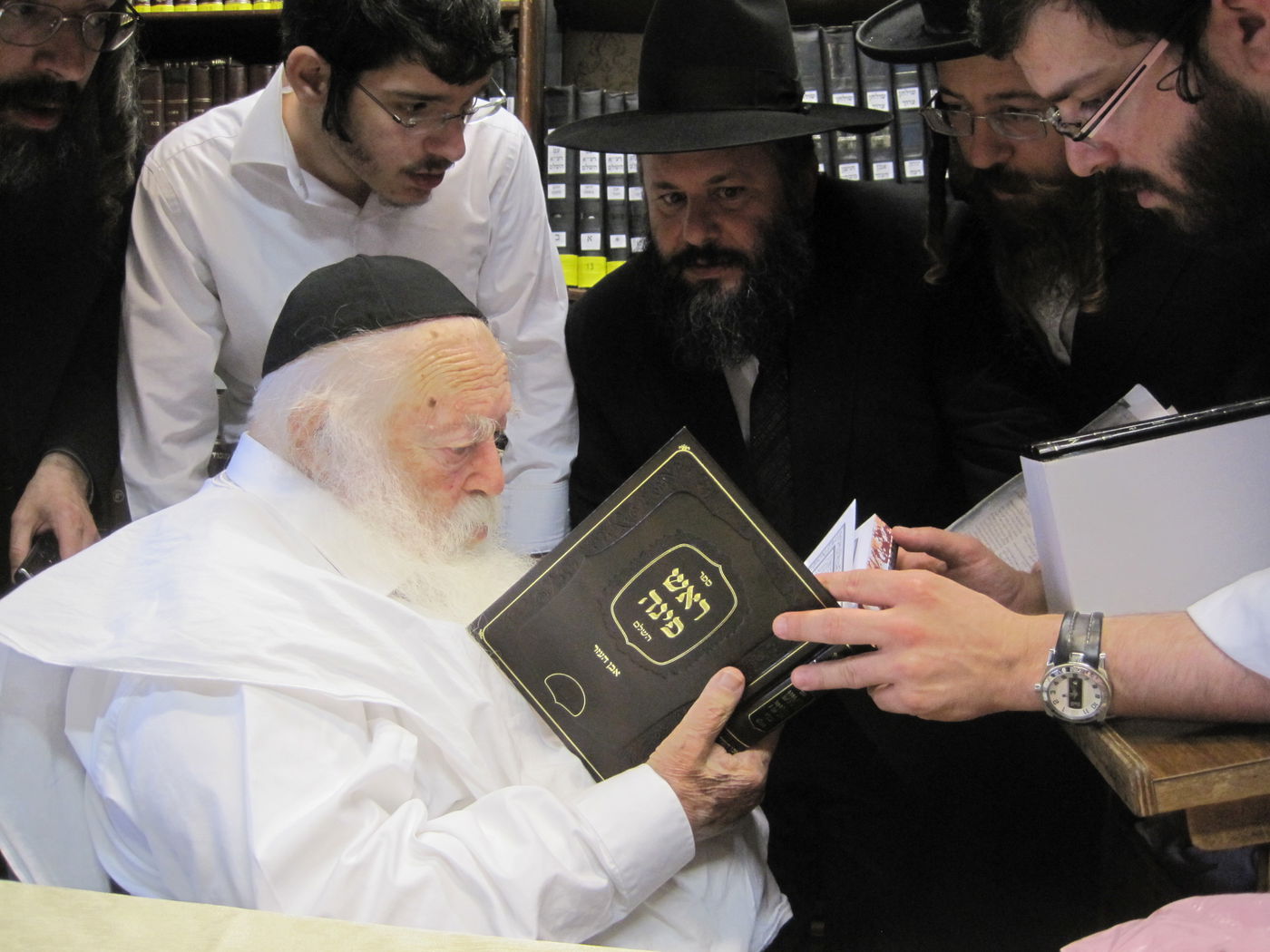 הרב עובדיה לרב נסים דרעי: "חבל שלא הזכרתי אותך"