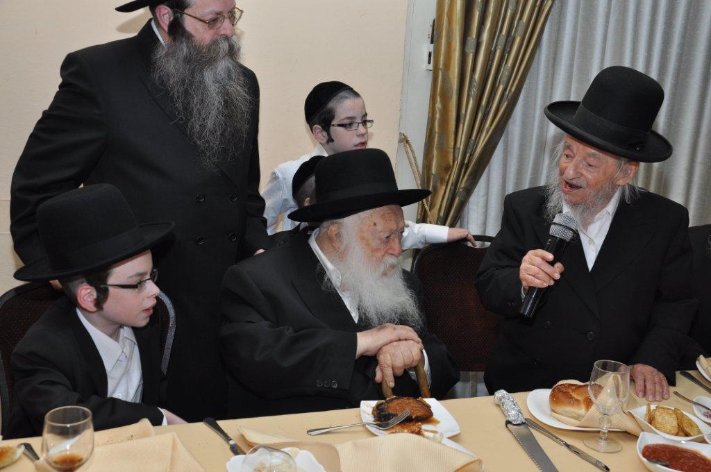 רבי חיים קנייבסקי חגג בר-מצווה לנכדו: גלריה