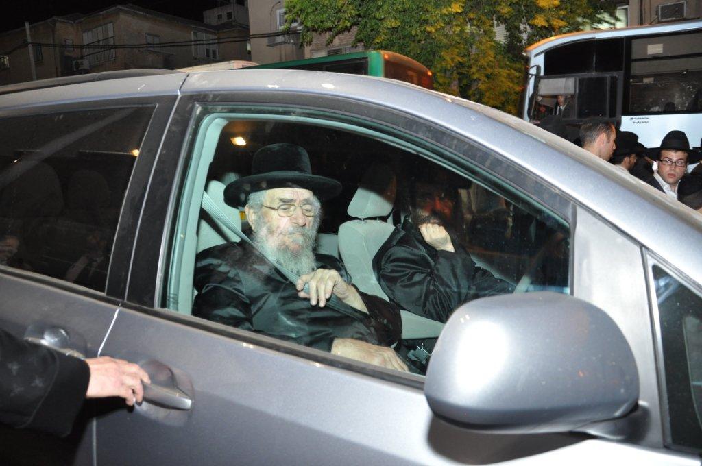 מסע אחרון: תושבי בני ברק ליוו למנוחות את הרב זליכה זצ"ל