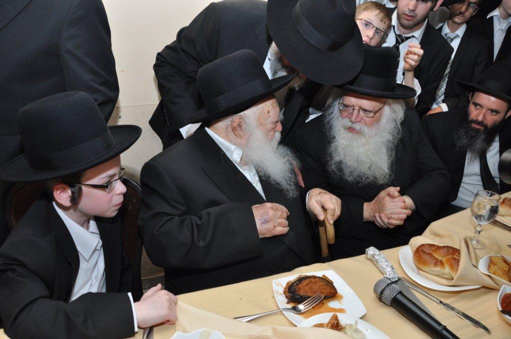 רבי חיים קנייבסקי חגג בר-מצווה לנכדו: גלריה