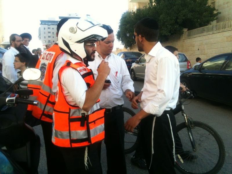 ירושלים: שריפה סמוך לבית-כנסת