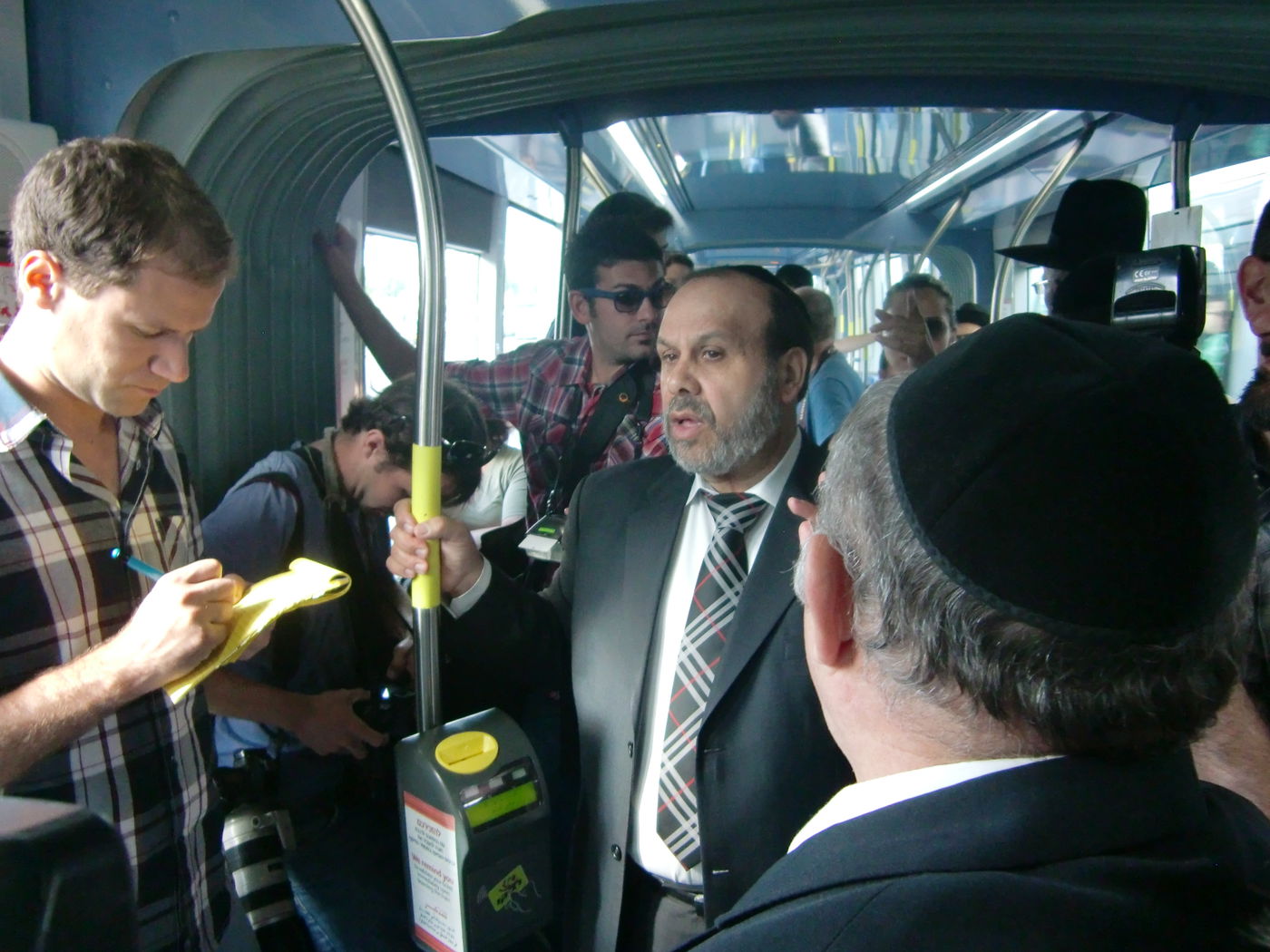 'רכבת תקלה': חברי הכנסת לא הצליחו לקנות כרטיס נסיעה