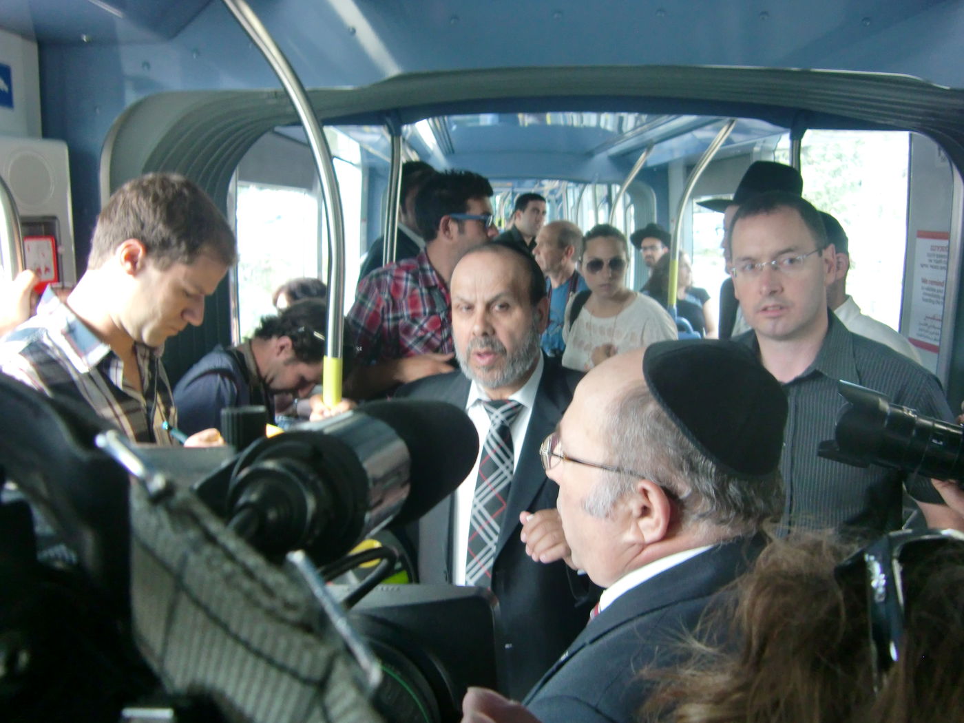 'רכבת תקלה': חברי הכנסת לא הצליחו לקנות כרטיס נסיעה