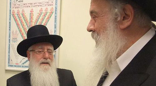 מימין: הרב ירוסלבסקי והרב פינטו