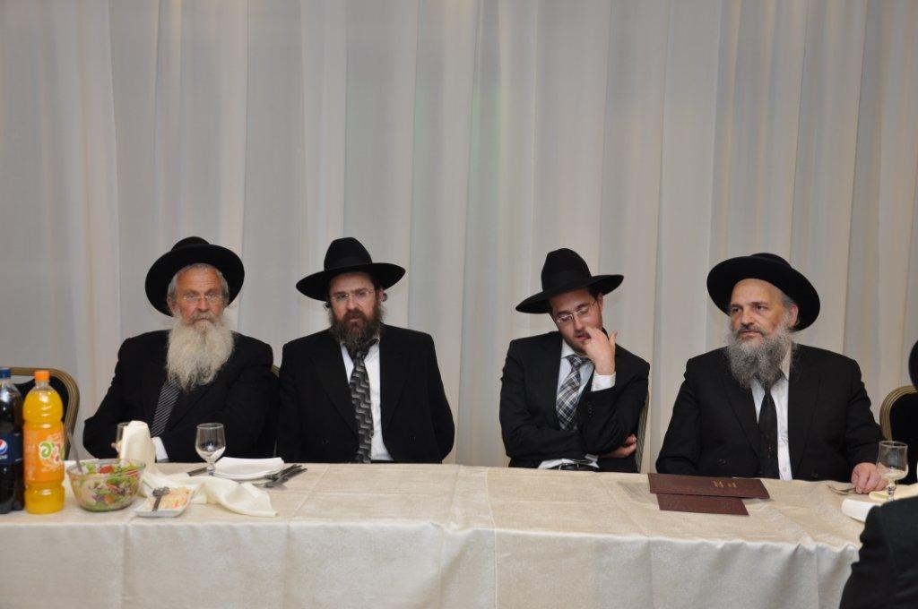 גלריה: אירוסין לבתו של ראש ישיבת בית יהודה עם בנו של ראש כולל בית הלל