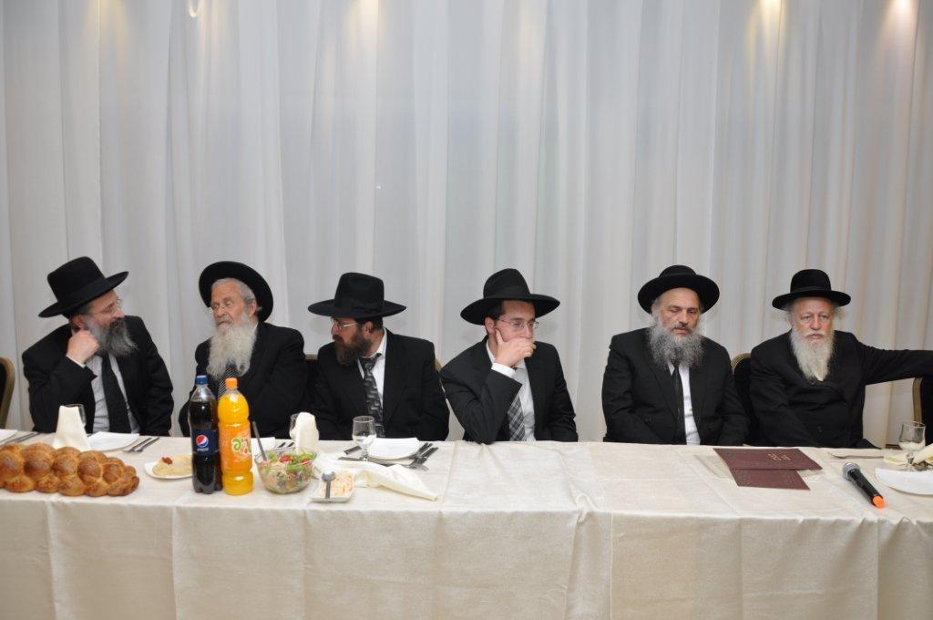 גלריה: אירוסין לבתו של ראש ישיבת בית יהודה עם בנו של ראש כולל בית הלל