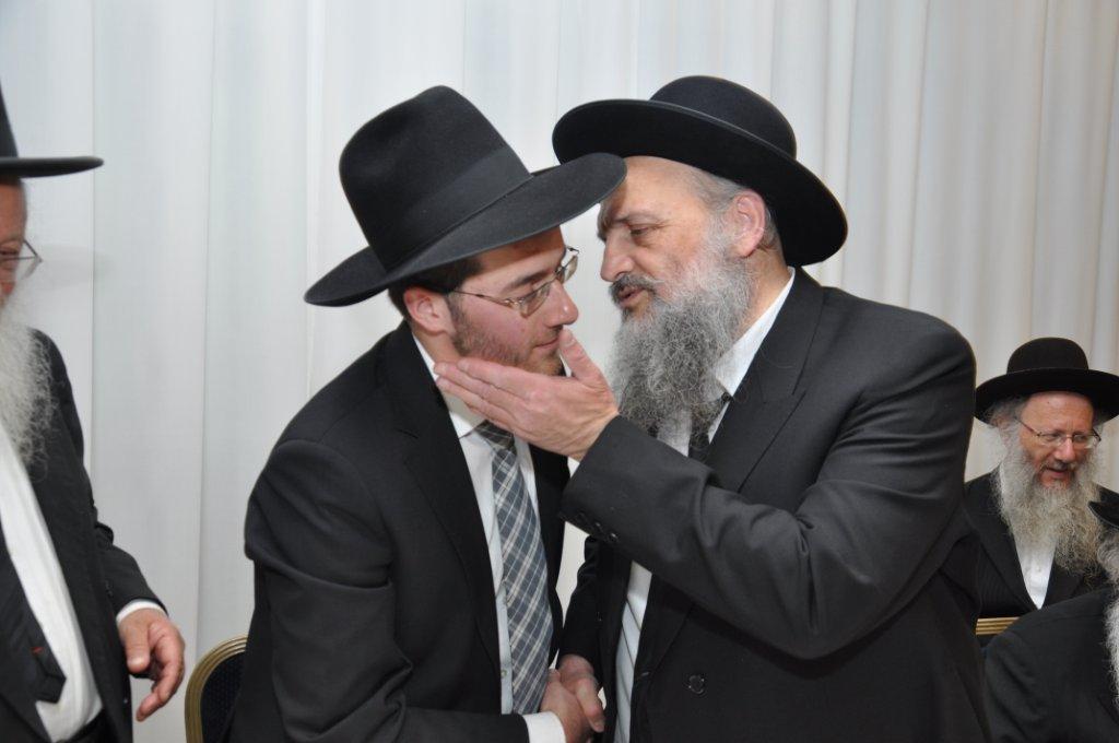 גלריה: אירוסין לבתו של ראש ישיבת בית יהודה עם בנו של ראש כולל בית הלל