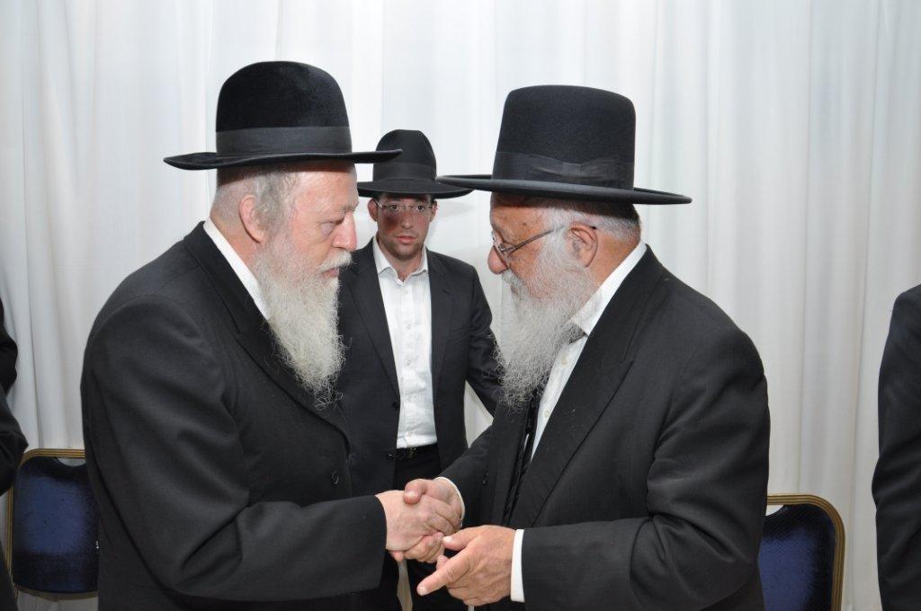 גלריה: אירוסין לבתו של ראש ישיבת בית יהודה עם בנו של ראש כולל בית הלל