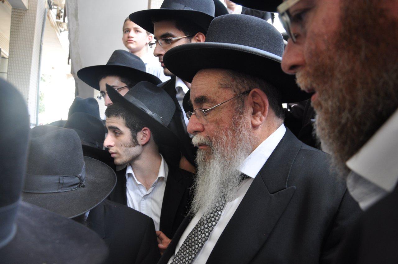 וכל בית ישראל יבכו: הלווית הגאון הרב ניסים טולדנו זצ"ל