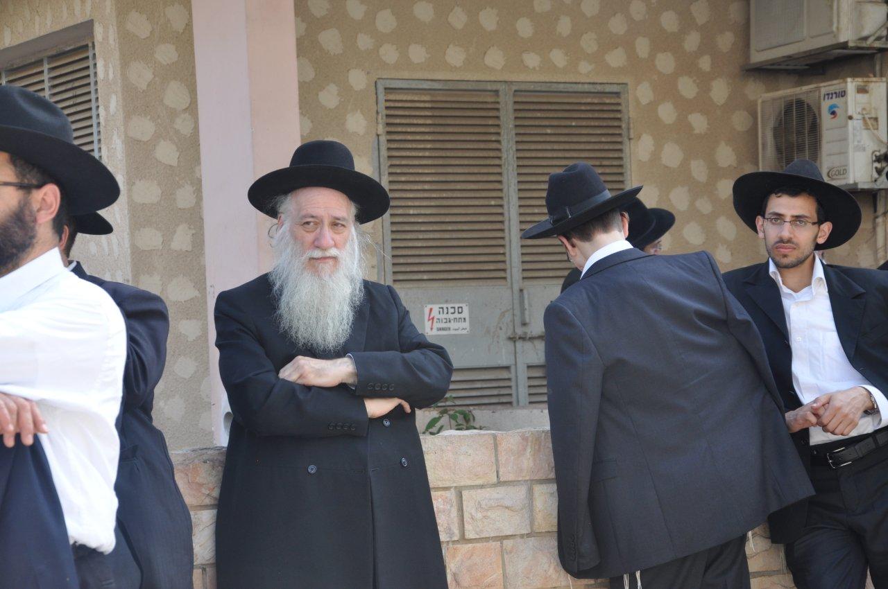 וכל בית ישראל יבכו: הלווית הגאון הרב ניסים טולדנו זצ"ל