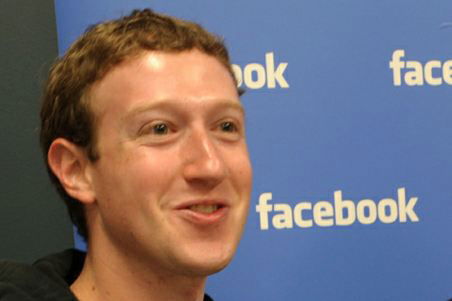 יפסיק לחייך? מארק צוקרברג, מייסדה של הרשת החברתית