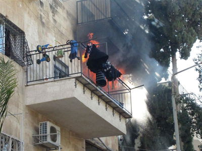 האש במרפסת הדירה