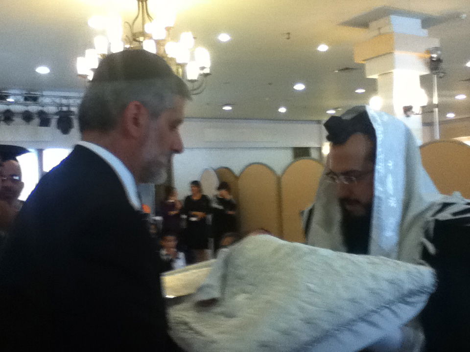 ברית שלום: דרעי וישי לוחצים יד