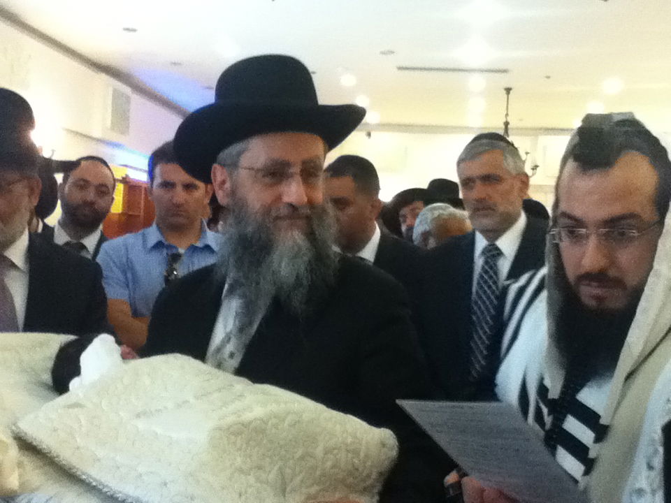 ברית שלום: דרעי וישי לוחצים יד