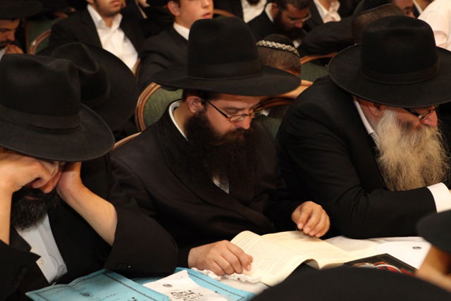 התמודדות בחב"ד: 18 שנה לפטירת הרבי; איך ממשיכים?