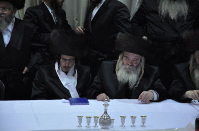 ‏‏שמחת החתונה בחצר קרעטשינף ירושלים / גלריה