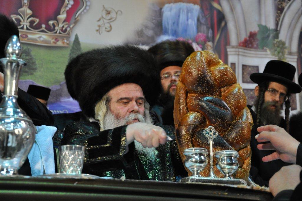 ‏‏שמחת החתונה בחצר קרעטשינף ירושלים / גלריה