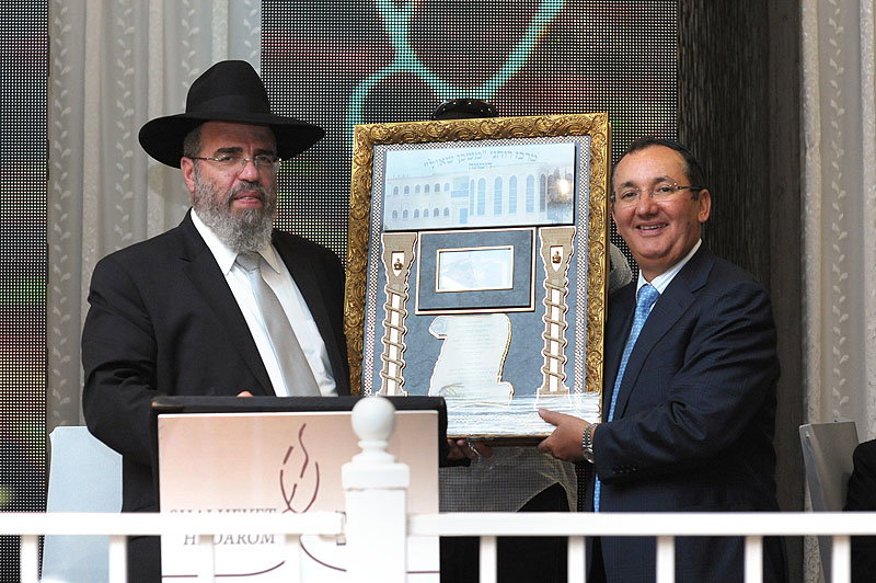 פריחה רוחנית דימונה: נחנך מרכז תורני