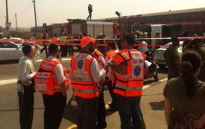 כוחות ההצלה בזירה