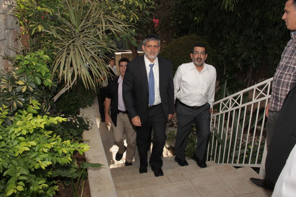 צפו בגלריה: בפתח-תקווה ערכו סעודה לכבוד יו"ר ש"ס