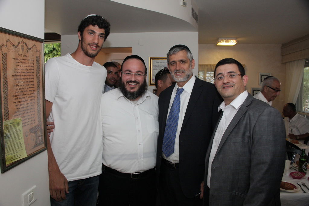 צפו בגלריה: בפתח-תקווה ערכו סעודה לכבוד יו"ר ש"ס