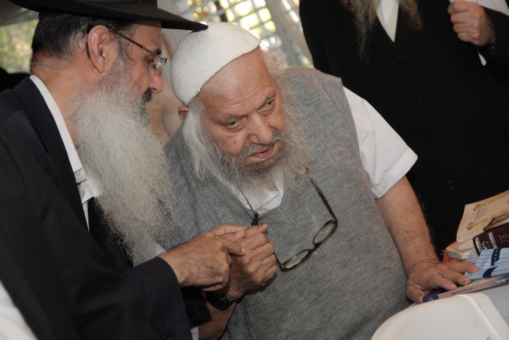 צפו בגלריה: בפתח-תקווה ערכו סעודה לכבוד יו"ר ש"ס