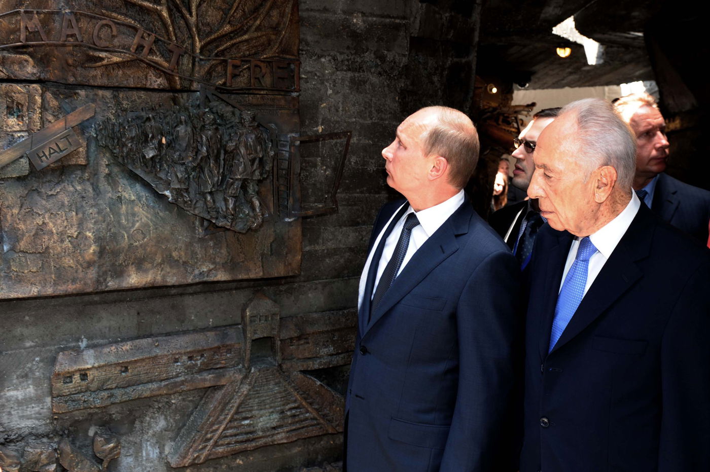 פרס לפוטין: "אל תרשה איום אירני"