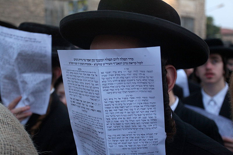 גאב"ד העדה החרדית זעק: "צריך למסור את הנפש ולא להתגייס לצה"ל"