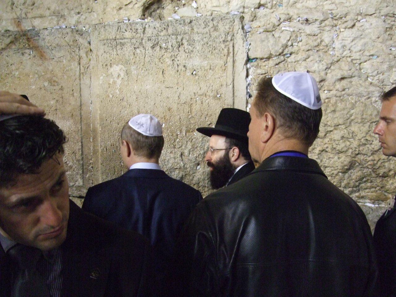 הנשיא ולדימיר פוטין למתפללים בכותל: "שיתקבלו תפילותיכם"