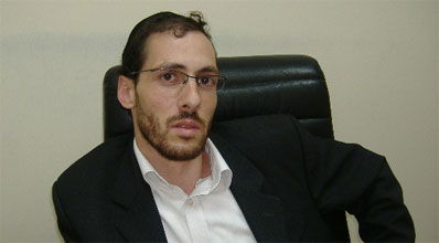 קראו בעיון. משה גלסנר