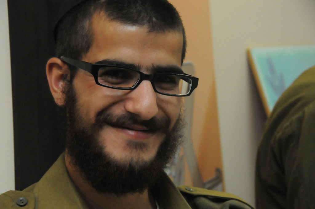 יום עיון לחיילים החרדים; הופעה מוזיקלית והרצאות