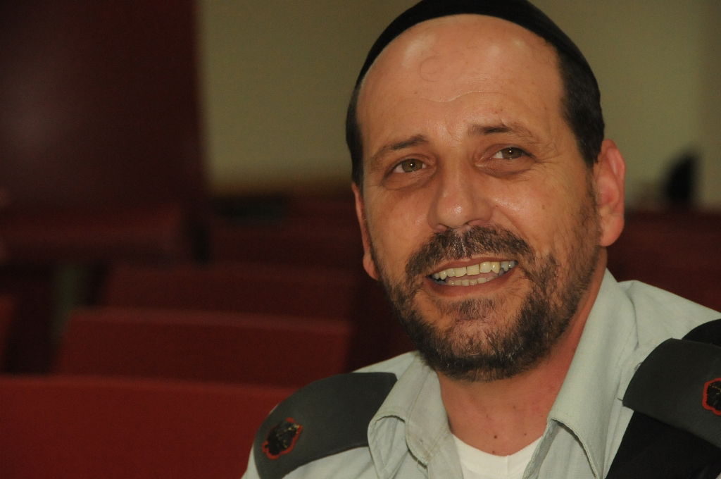 יום עיון לחיילים החרדים; הופעה מוזיקלית והרצאות