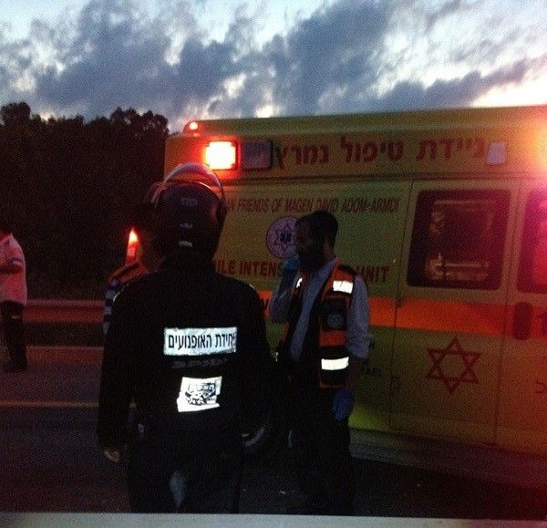 תאונה בכביש 444: 4 משאיות, 4 נפגעים