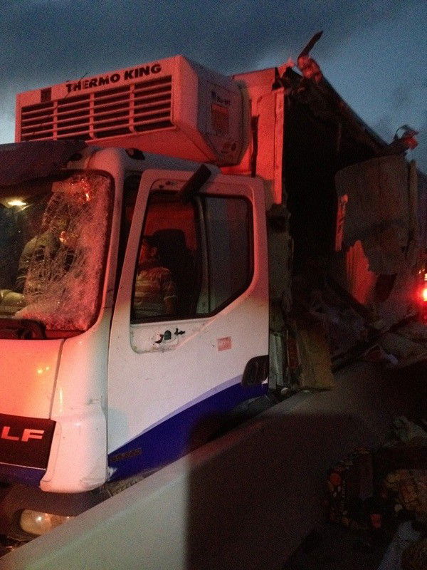 תאונה בכביש 444: 4 משאיות, 4 נפגעים