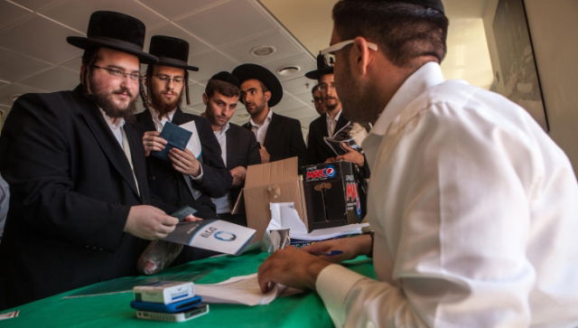 מתגייסים לשירות, הבוקר