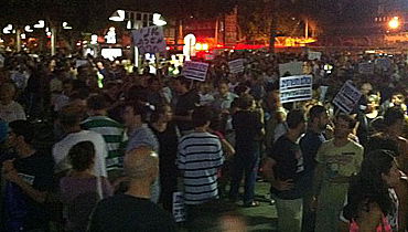 המחאה בתל-אביב, הלילה