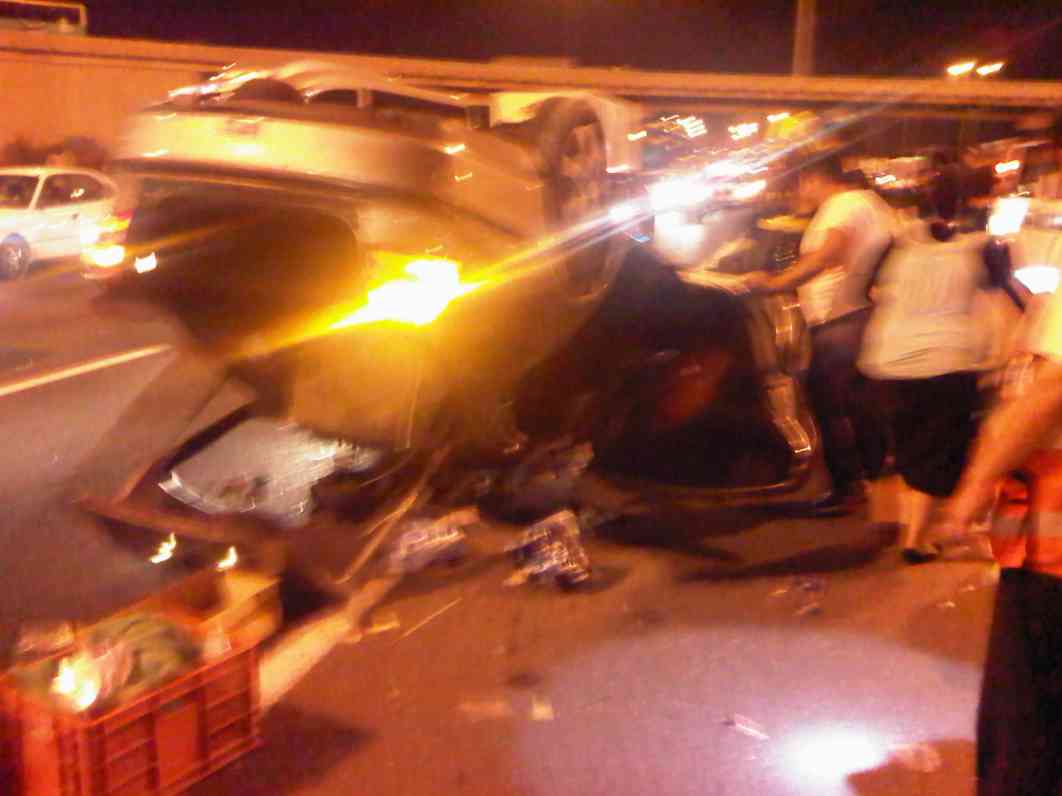 הרב מיכאל לסרי התהפך עם רכבו, נפצע באורח קל