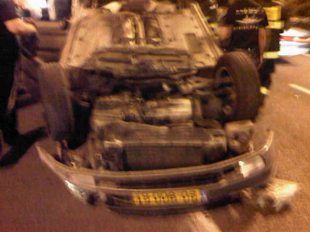 הרב מיכאל לסרי התהפך עם רכבו, נפצע באורח קל