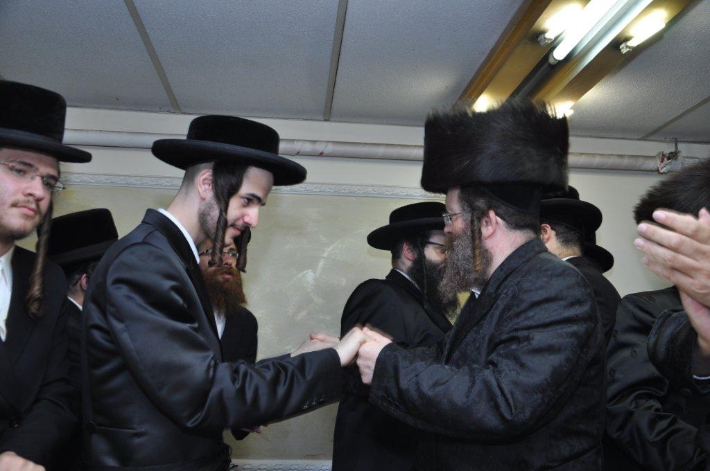 ערב בין המצרים: שמחה בחצר לעלוב