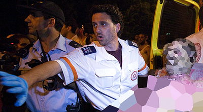 האיש שהצית עצמו, מפונה לבית-החולים