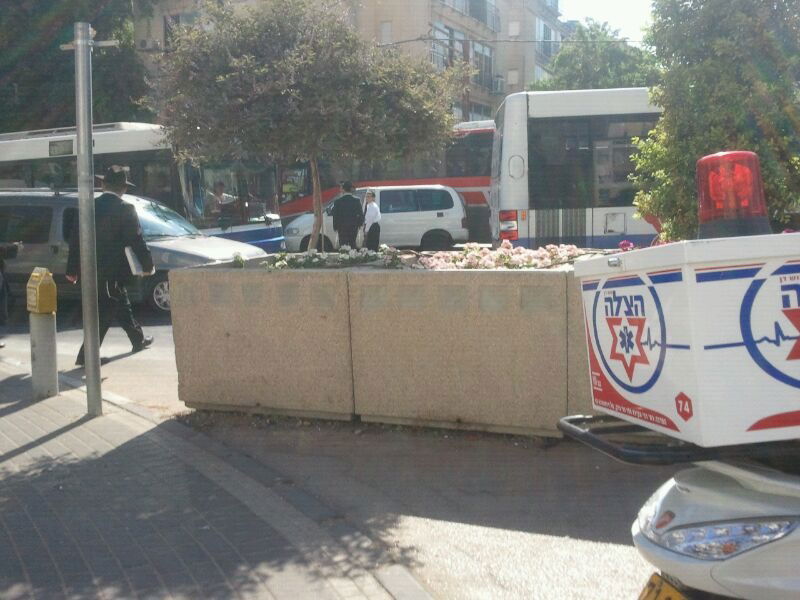 רוכב אופנוע נפצע בינוני בפתח תקווה, ילד נפצע קל בבני-ברק