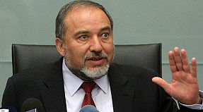 גיוס לכל. ליברמן