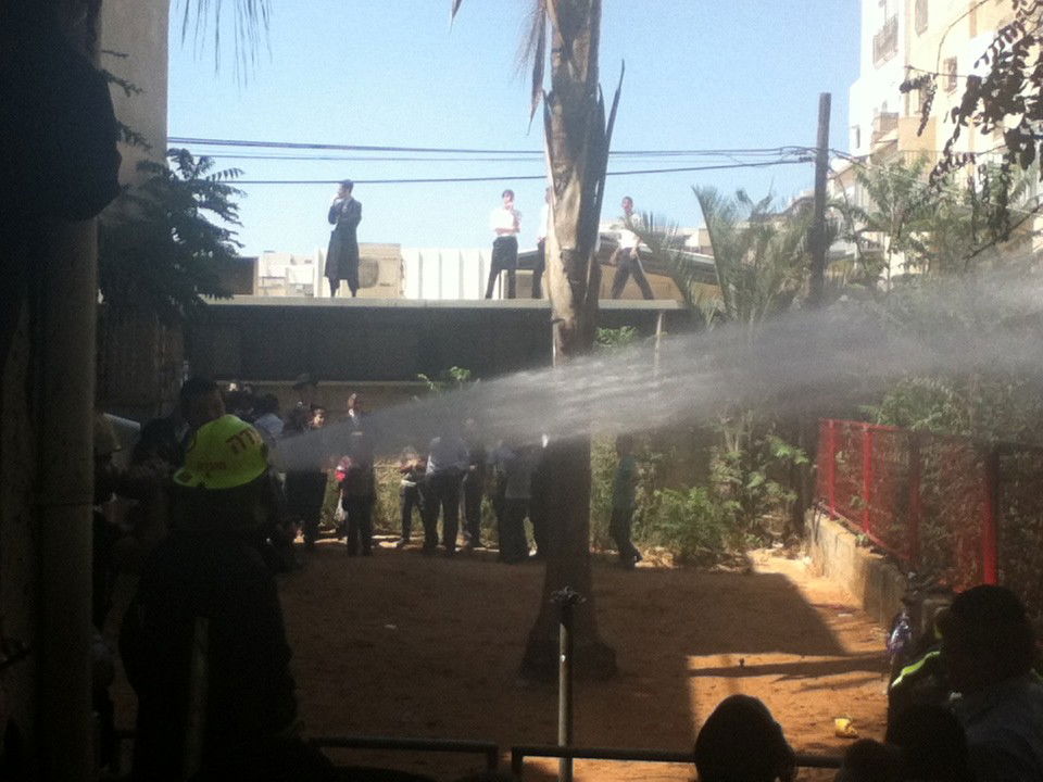 אש בבני-ברק: שריפה בבניין דירות בעיר