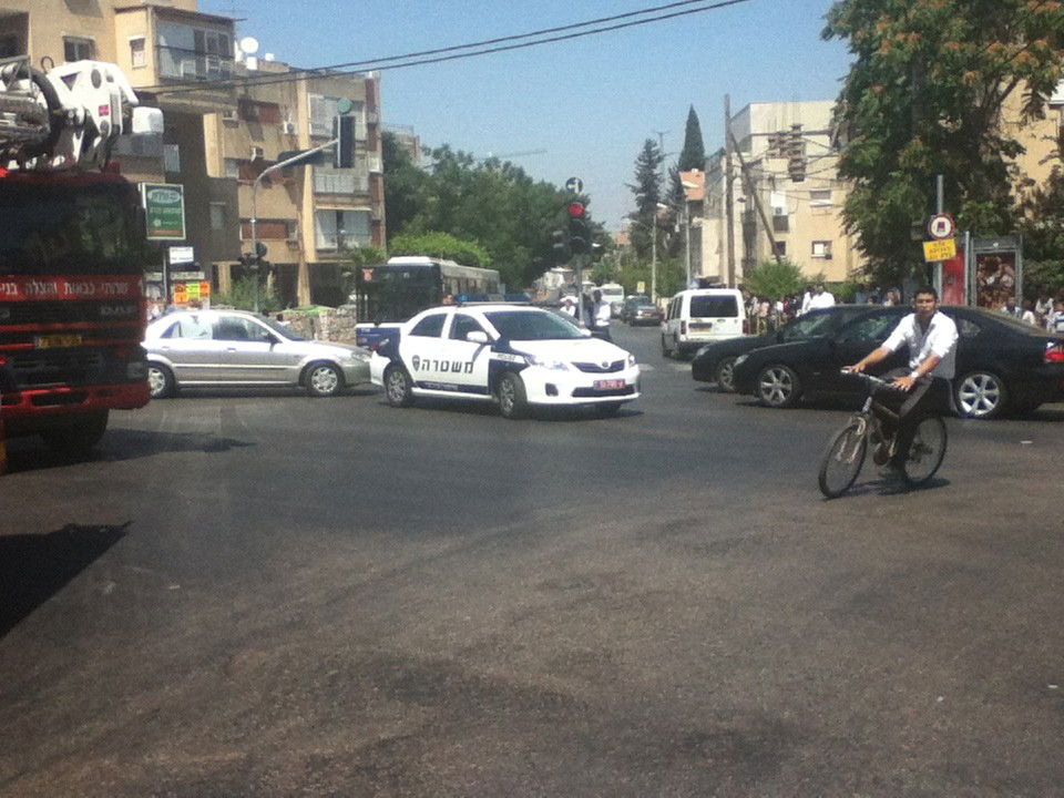 אש בבני-ברק: שריפה בבניין דירות בעיר