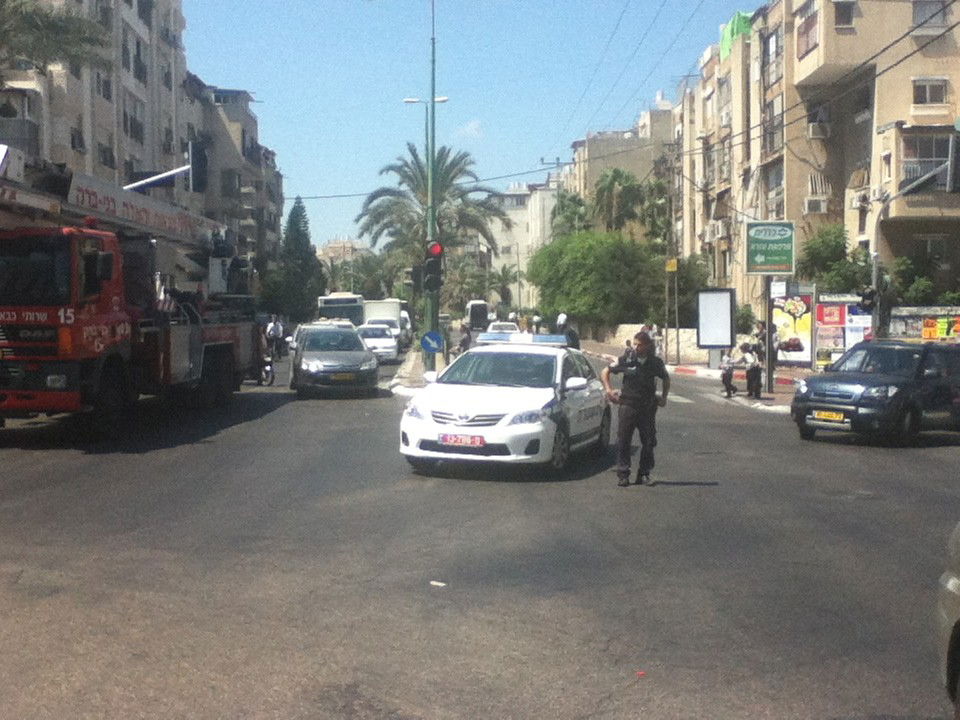 אש בבני-ברק: שריפה בבניין דירות בעיר