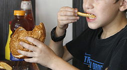 הצעת חוק: לילדים יוגש במוסדות החינוך אוכל בריא בלבד