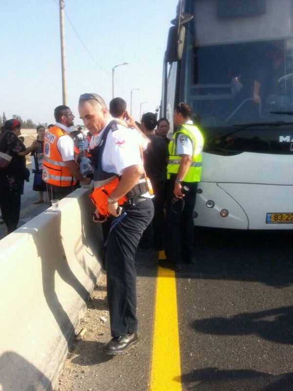 אוטובוסים התנגשו, חרדים נפצעו